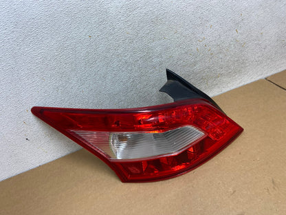 2009 2010 2011 Nissan Maxima Left Driver Lh Side Tail light AI2596 LK2