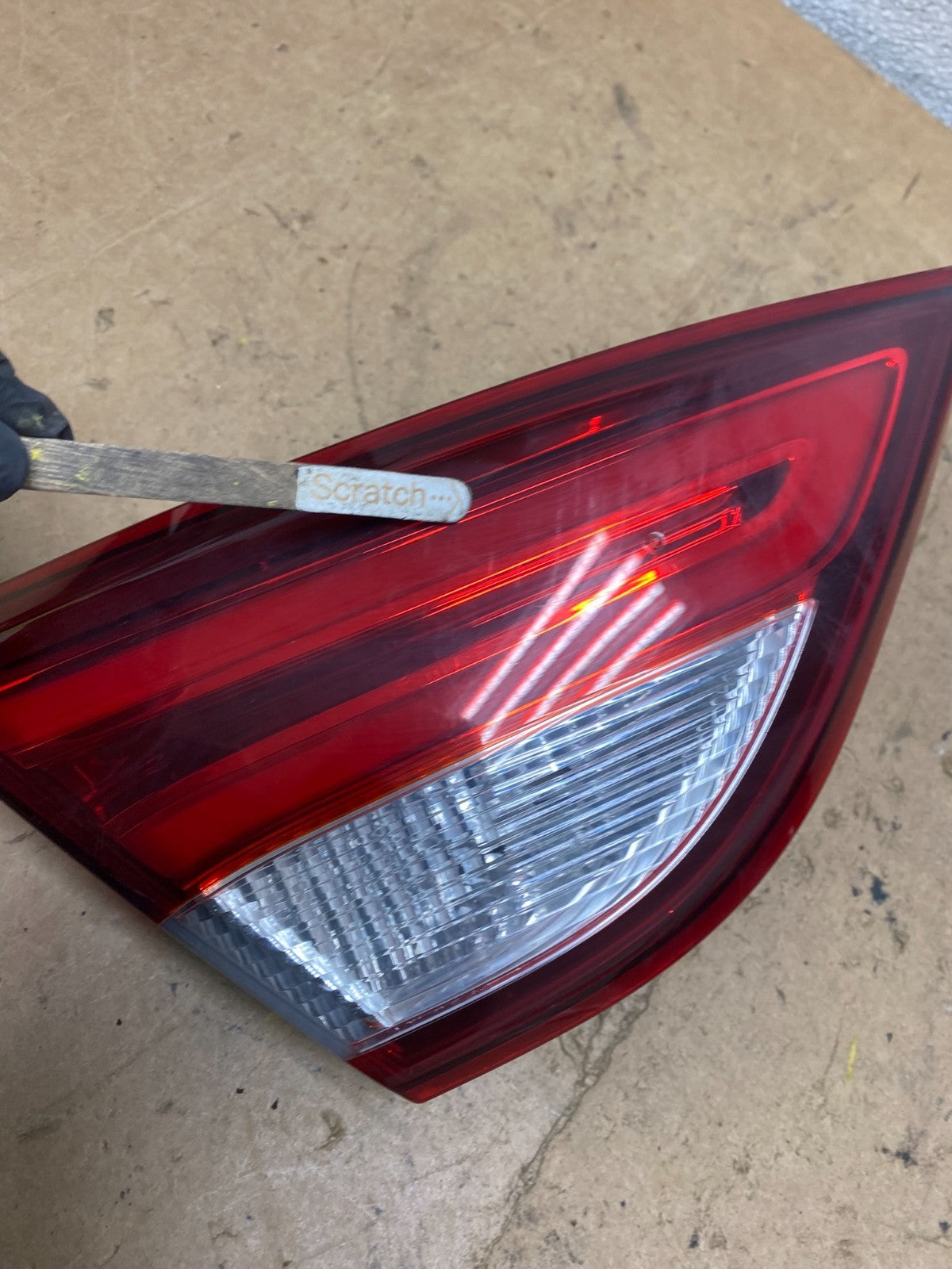 2015 to 2017 Chrysler 200 Sedan Left Driver Side Inner Tail Light Oem X7101 PS3
