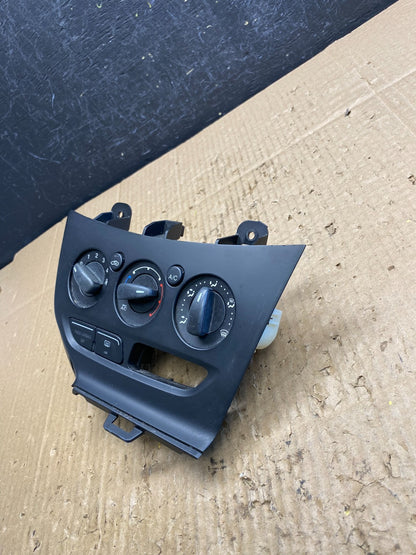 2013 2014 Ford Focus Ac Heater Climate Control Temperature ad1888 DG2