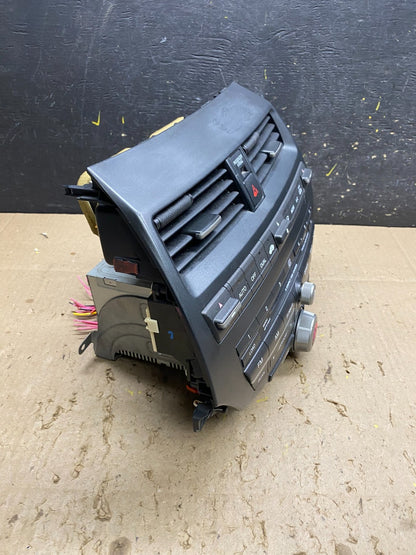 2008 - 2012 Honda Accord Front Radio Control AM./FM CD Climate Control AE1729 DG3