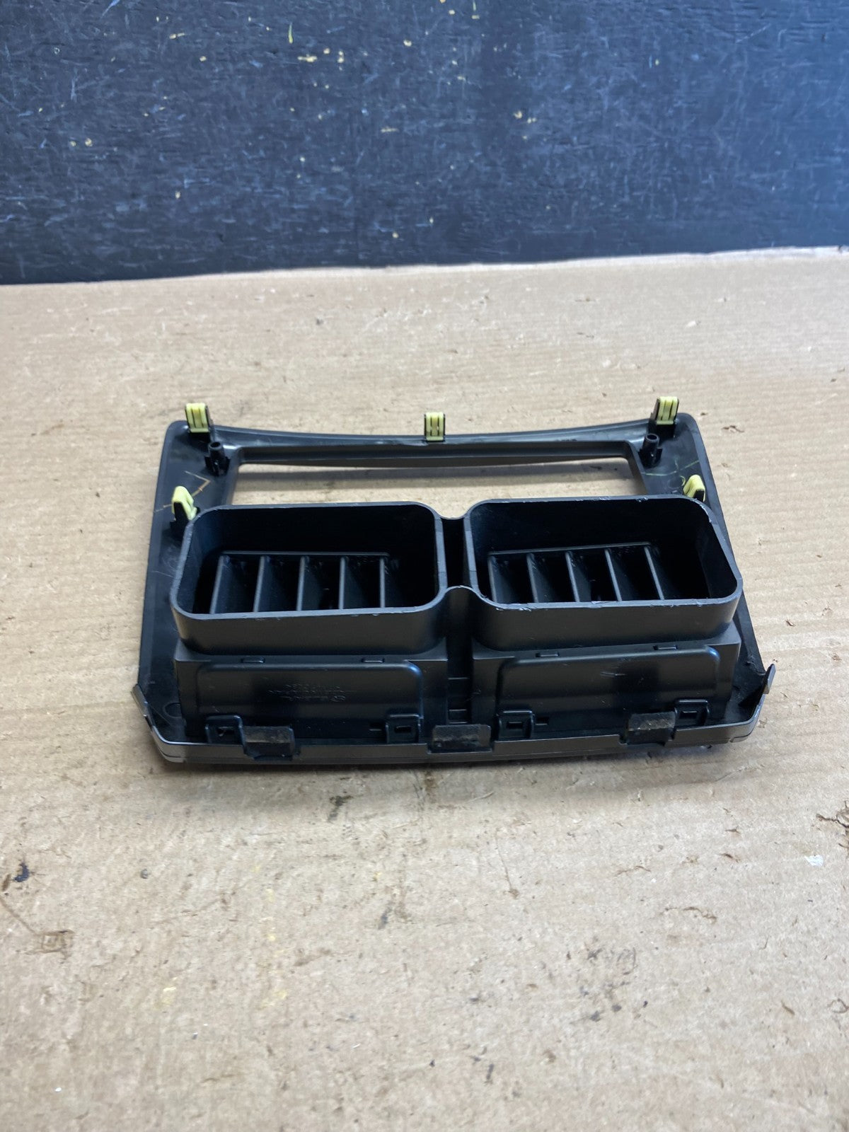 2010 to 2011 Subaru Forester Dash Radio Trim Bezel Center Vent AH3836 DG5