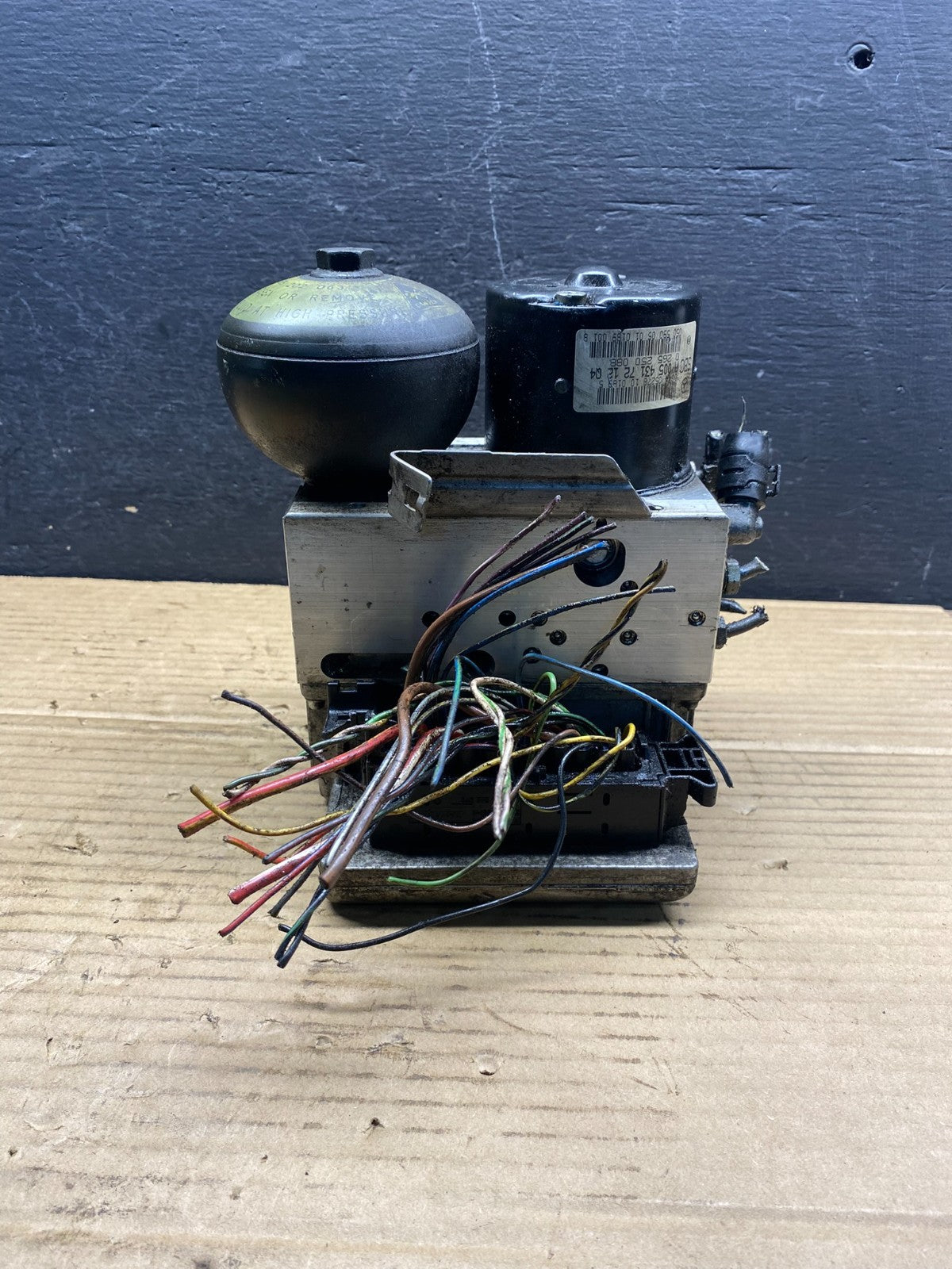 2006 to 2009 Mercedes E350 ABS Anti Lock Brake Pump 0265250088 AE6254 DG4