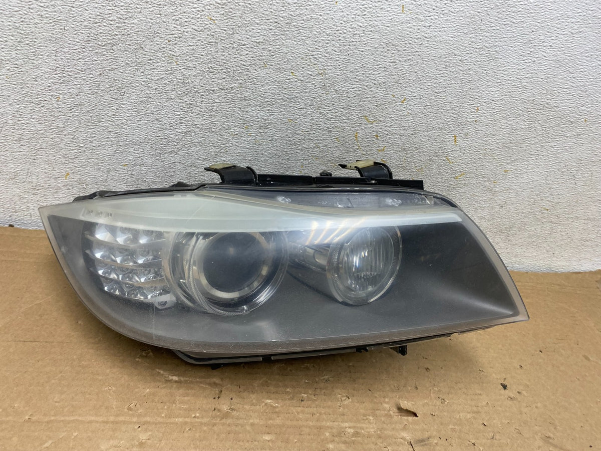 2009-2011 Bmw 3 Series 328i 4/D Sedan Right Passenger Headlight Xenon AH88890