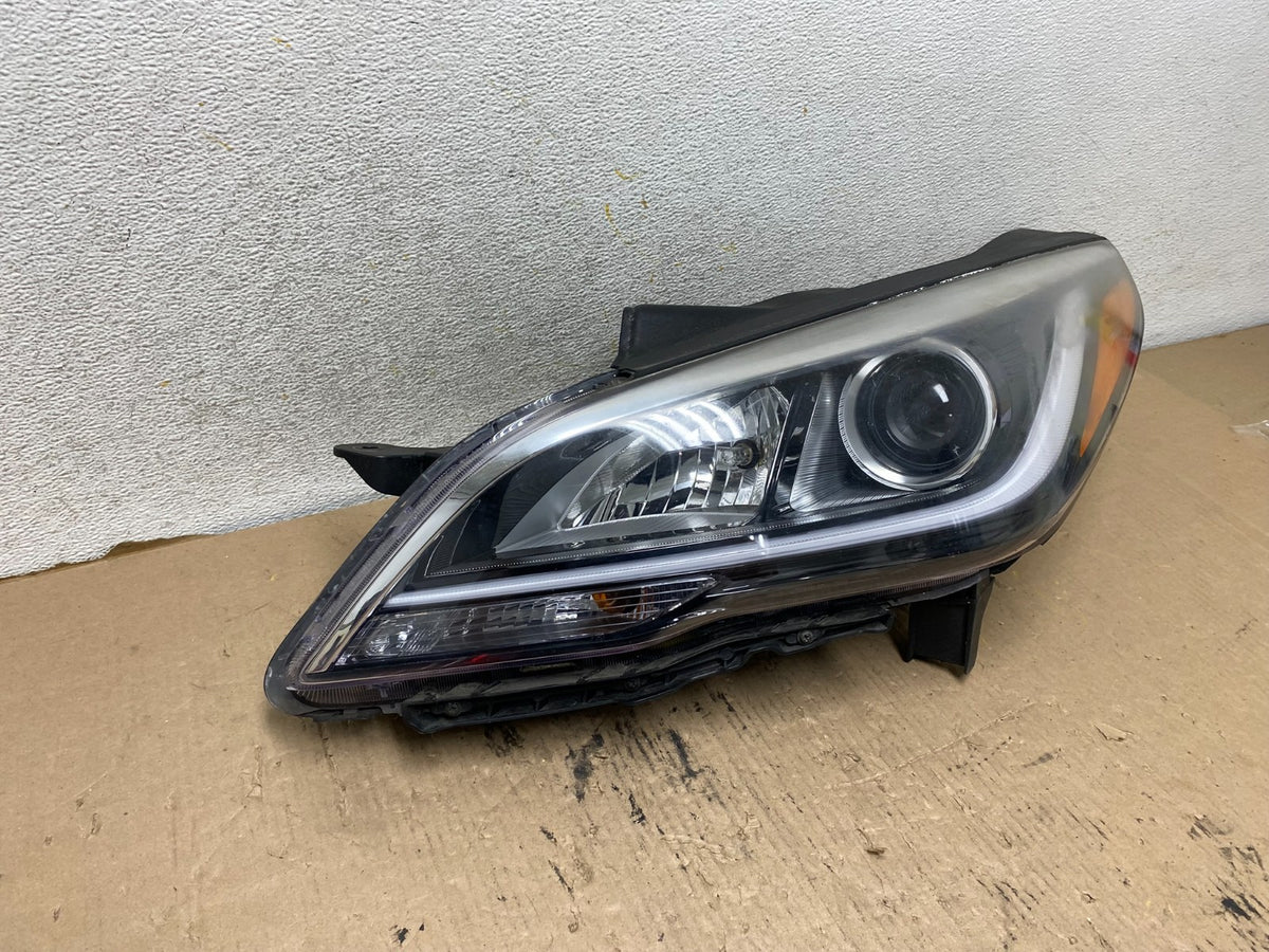 2015 to 2017 Hyundai Sonata Hybrid Left Driver Side Halogen Headlight AH2072 PS1