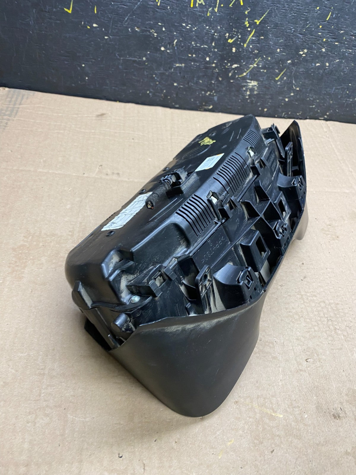 2016 to 2018 Ford Transit Connect Speedometer Cluster y9925 DG5