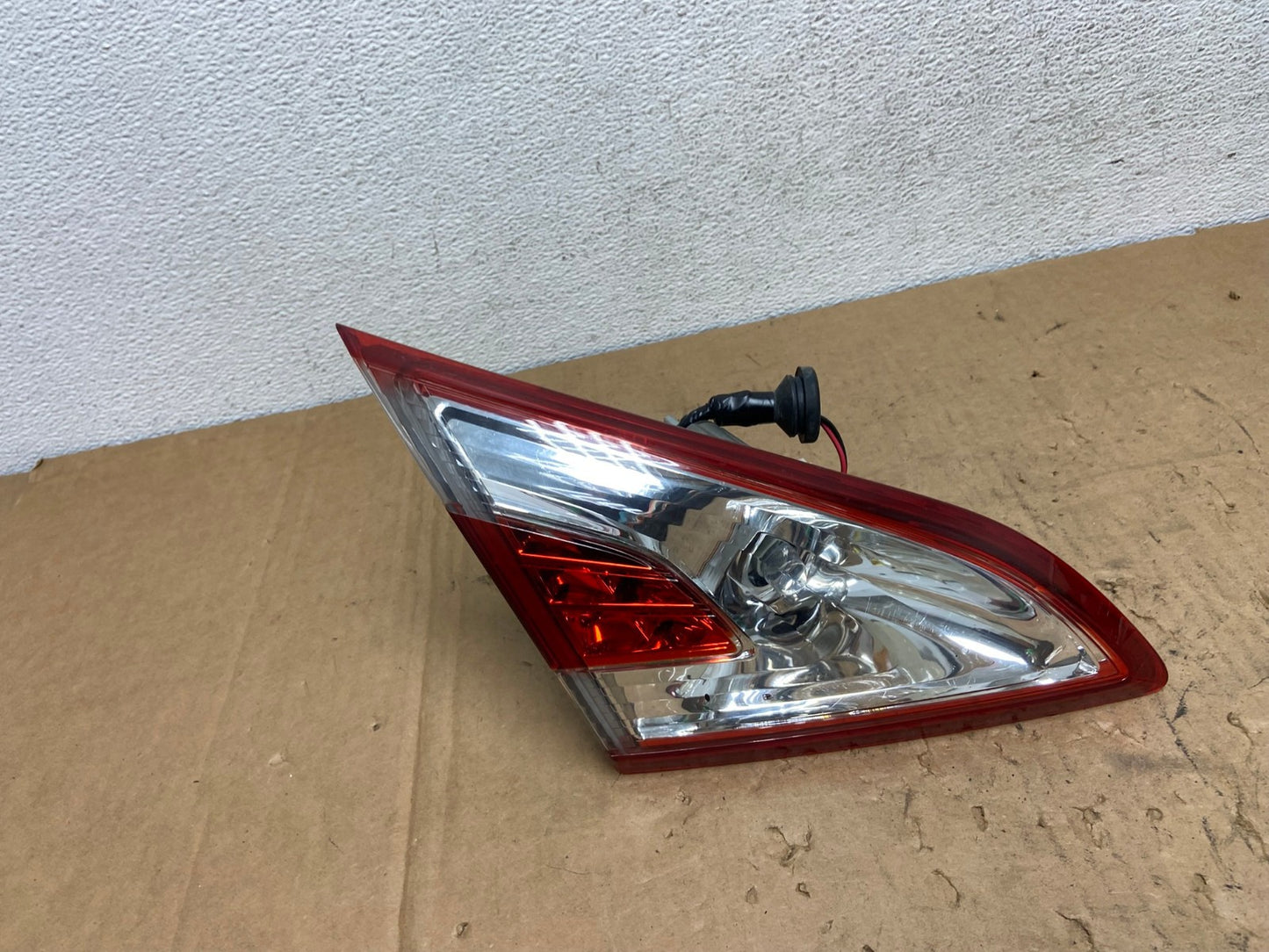 2011-2014 Nissan Murano Left Driver Lh Side Inner Tail Light AD3096 LK0