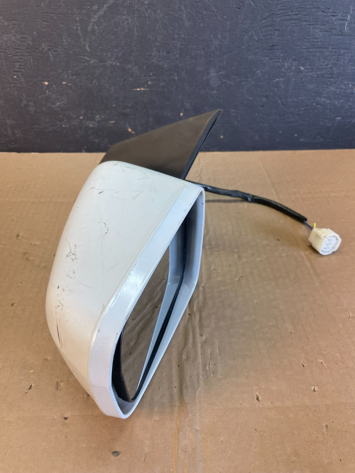 2004 to 2012 Mitsubishi Galant Left Driver LH View Door Mirror AC977410
