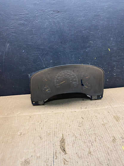 2004 to 2007 Chevrolet Express Speedometer Cluster Gauge OEM p3562 DG0