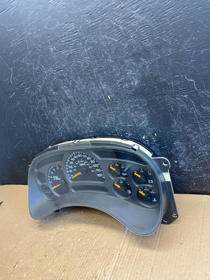 2003-2006 Silverado Sierra Yukon Tahoe Speedometer Instrument Cluster AE4125 DG2