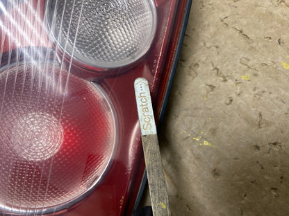 1999-2001 Lexus Rx300 Left Driver Lh Tail Light Inner Trunk Lid Oem V0084 DW3