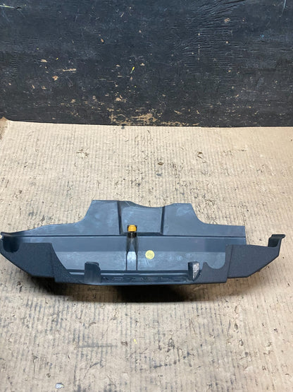 2008 to 2008 Audi A6 3.2L Engine Motor Cover u6165 DG4