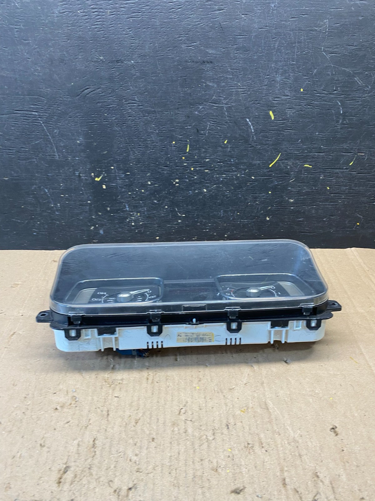 2009 to 2010 Lincoln MKX Speedometer Instrument Gauge Cluster R8866 DG3