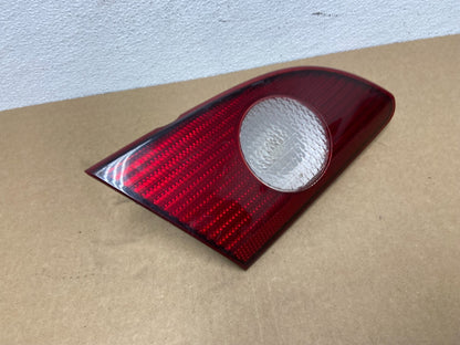 2001 2002 Toyota Corolla Left Driver LH Side Inner Tail light OEM AB9939 DW2