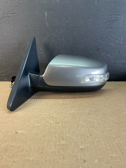 2011 - 2015 Kia Sorento Left Driver Lh Side Door Mirror Turn Signal AD03350