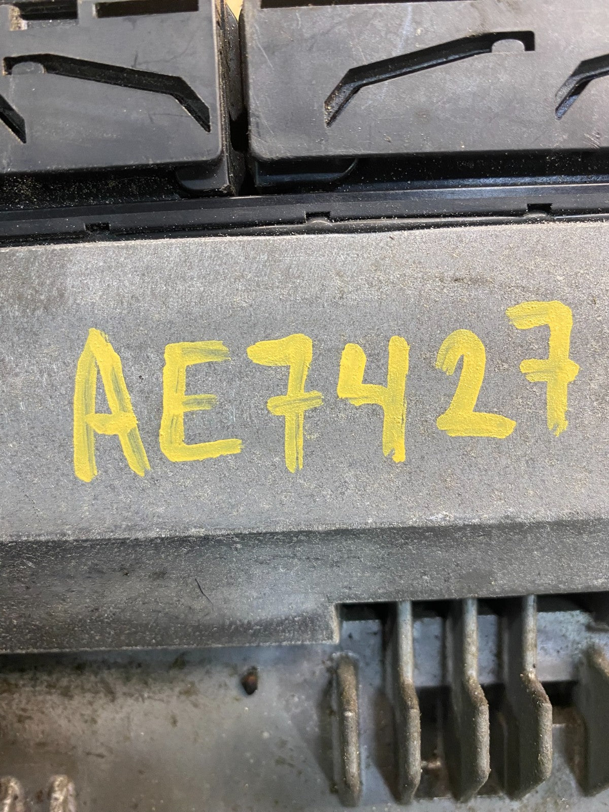 2011 to 2012 Toyota Corolla Engine Control Computer ECU PCM AE7427 DW3