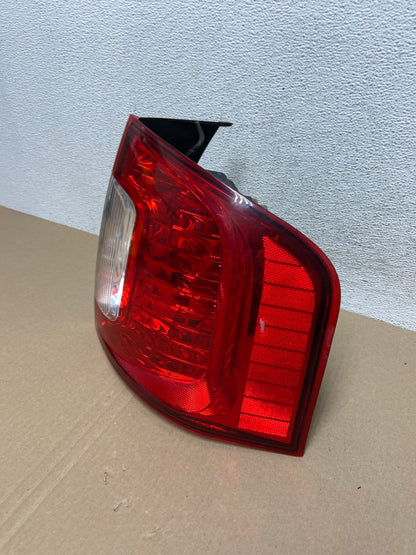 2011 2012 2013 2014 Ford Edge Right Passenger RH Side Tail light AF5763 LK1