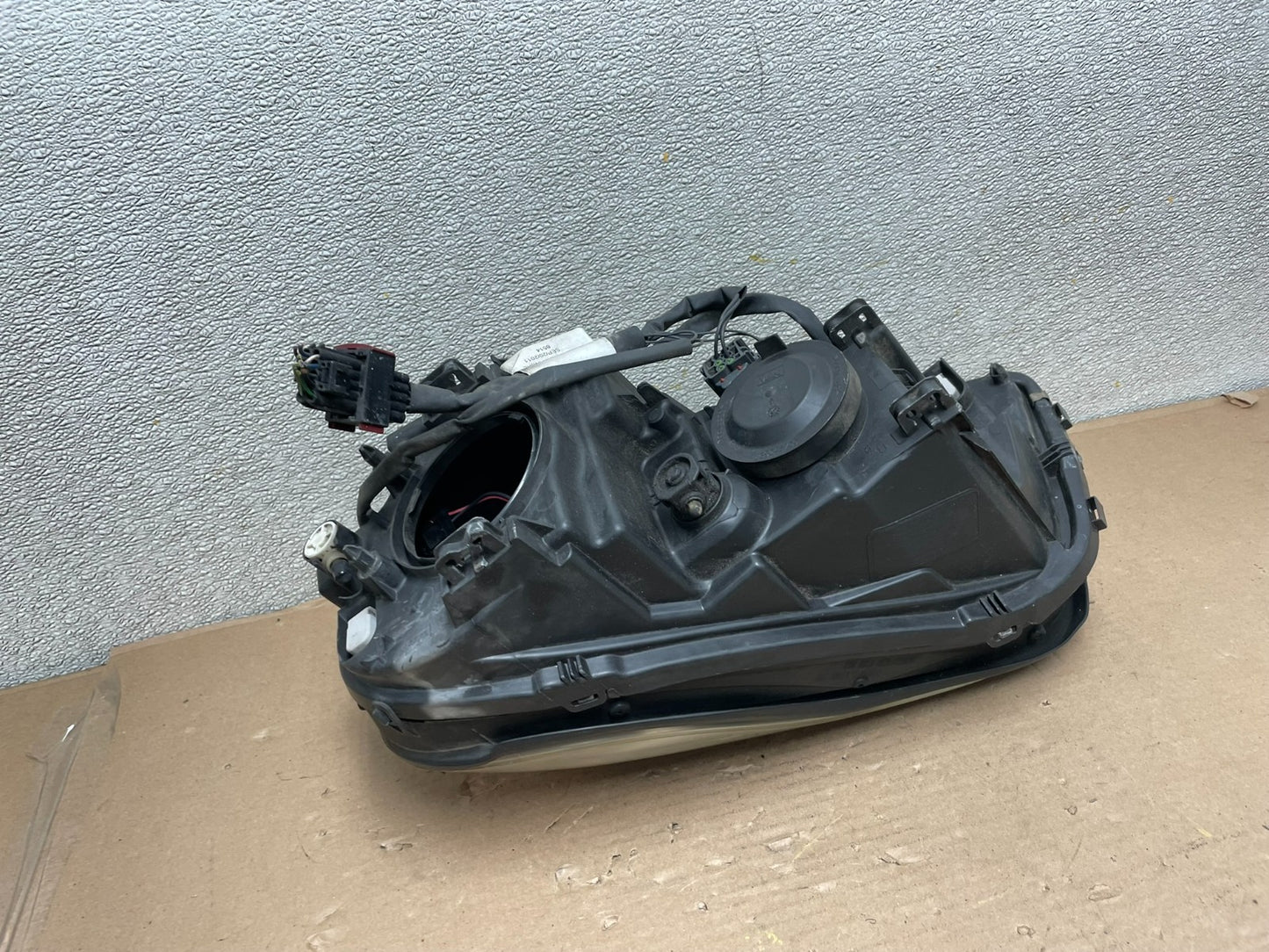 2003 to 2006 Volvo XC90 Right Passenger Rh Side Headlight Halogen AA9993 DW5