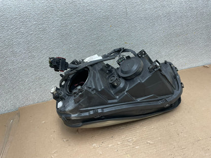 2003 to 2006 Volvo XC90 Right Passenger Rh Side Headlight Halogen AA9993 DW5
