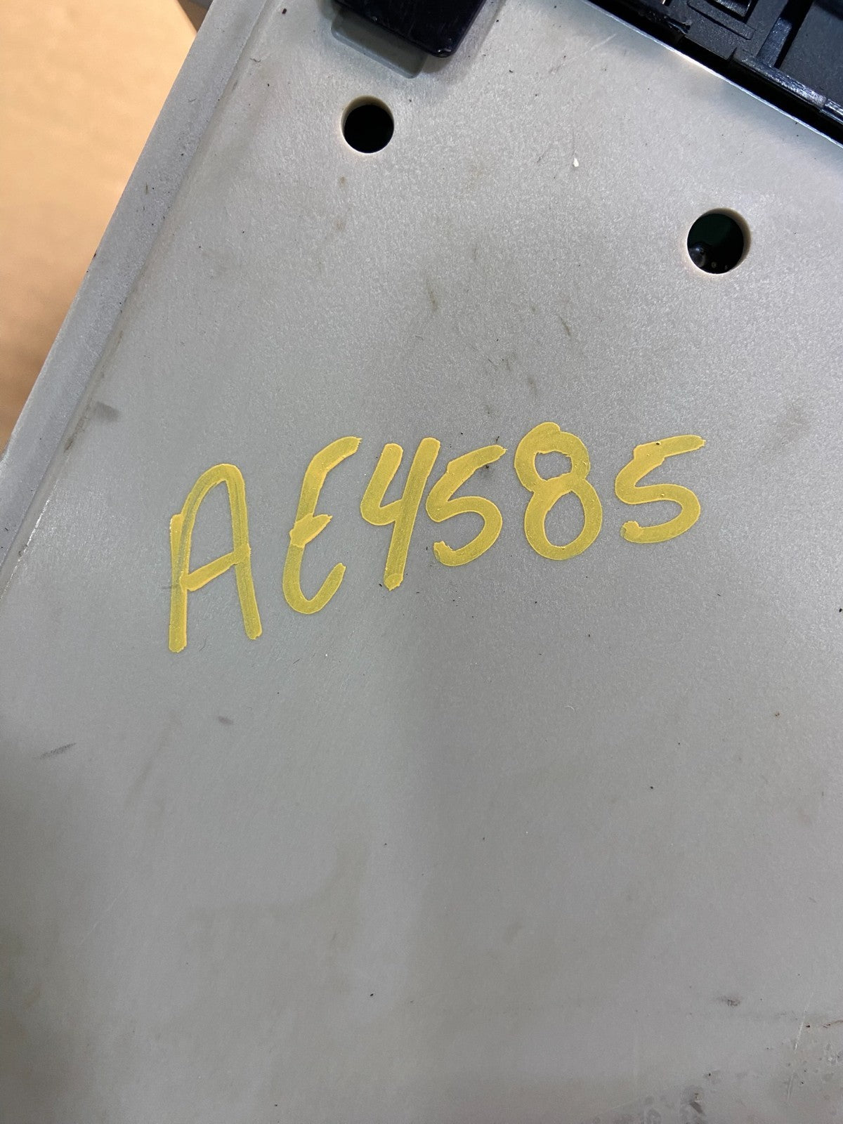 2007 - 2014 Chevrolet GMC Cadillac Buick AM FM CD Radio USB Aux mp3 AE4585 DG7