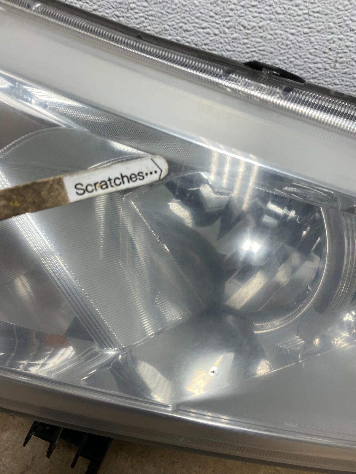 2012 to 2017 Nissan Quest Left Driver LH Side Headlight Halogen AC7245 DW3