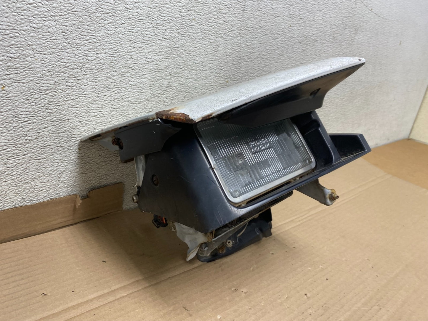 1990 1991 Mitsubishi Eclipse Right Passenger RH Headlight U0705 DG2