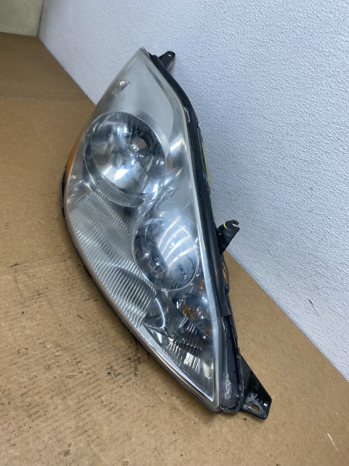 2006 to 2010 Toyota Sienna Right Passenger Rh Side Headlight XENON AC2960 DW1
