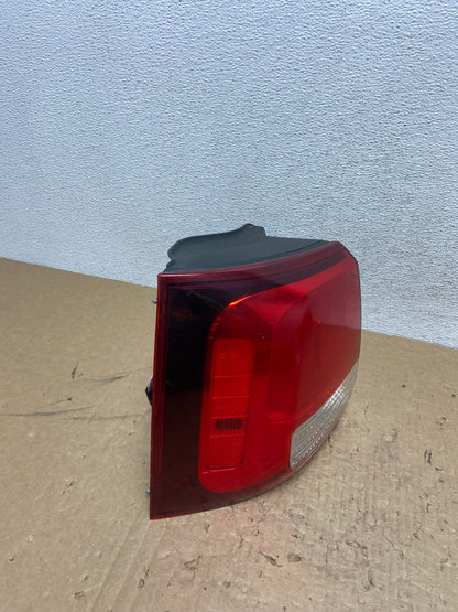 2014 2015 Kia Sorento Left Driver Lh Tail Light AG1267 LK2