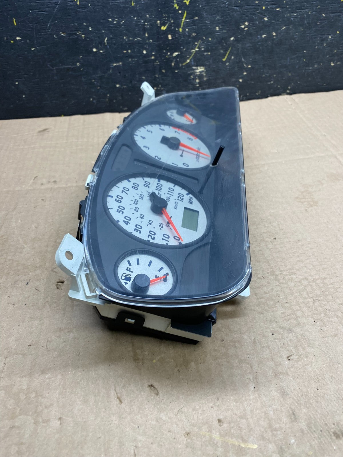 2001 to 2003 Nissan Pathfinder Speedometer Cluster Gauge OEM Y9977 PS2