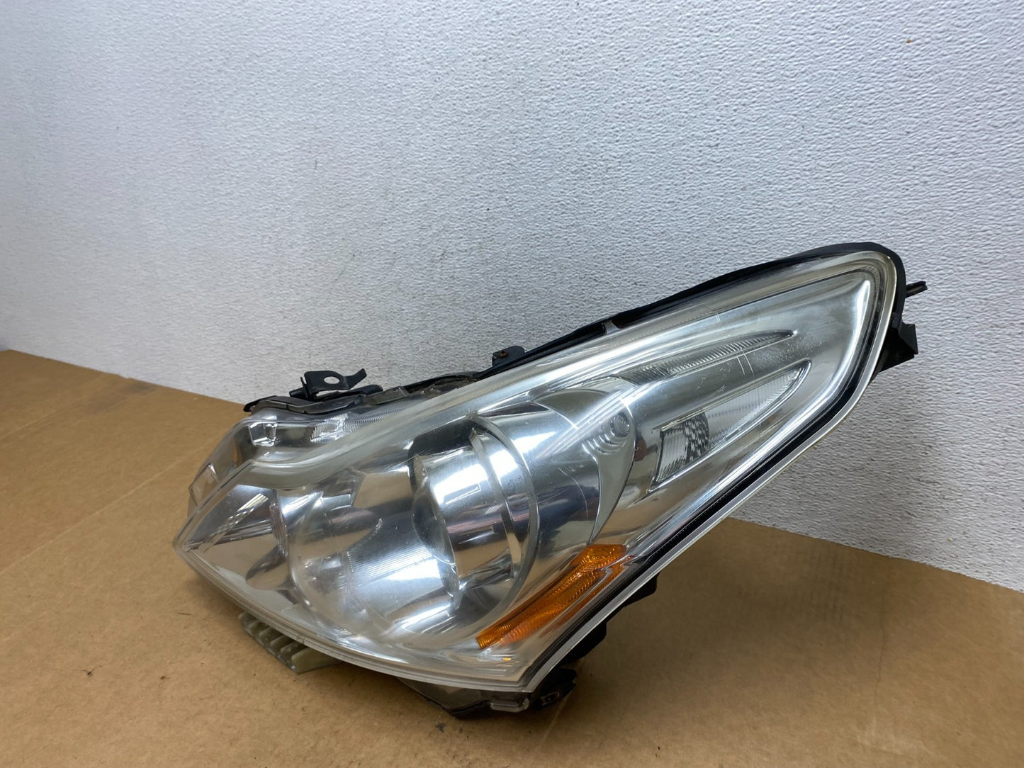 Sedan 4Door 2010 to 2013 Infiniti G37 Left Driver Headlight Xenon AE2943 DW1