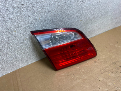 2000-2001 Infiniti i30 Left Driver Lh Side Tail Light Inner Oem V5196 DG2