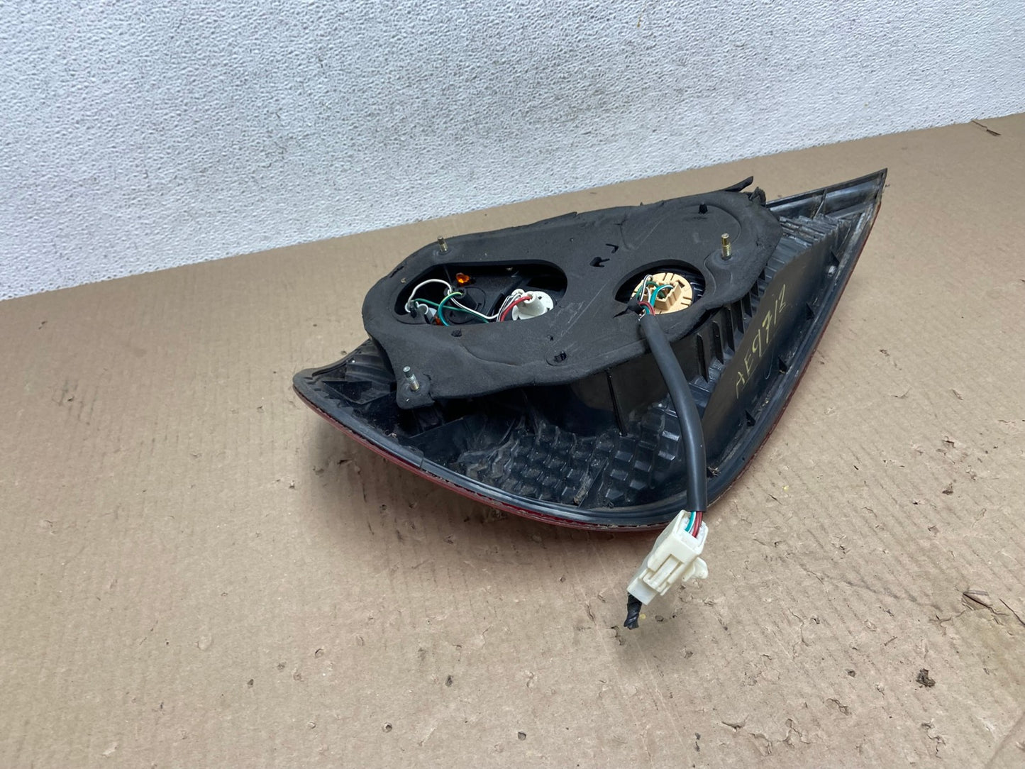 2002 2003 2004 Toyota Camry Tail Light Right Passenger Rh Side AE9712 LK4