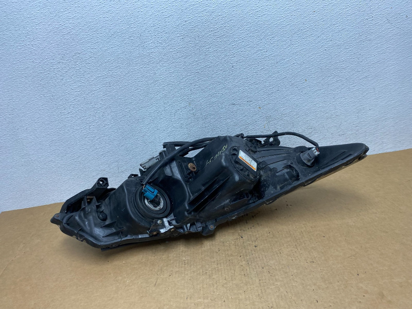 2009-2014 Acura TSX Left Driver LH Xenon HID Headlight AD4637 DW5