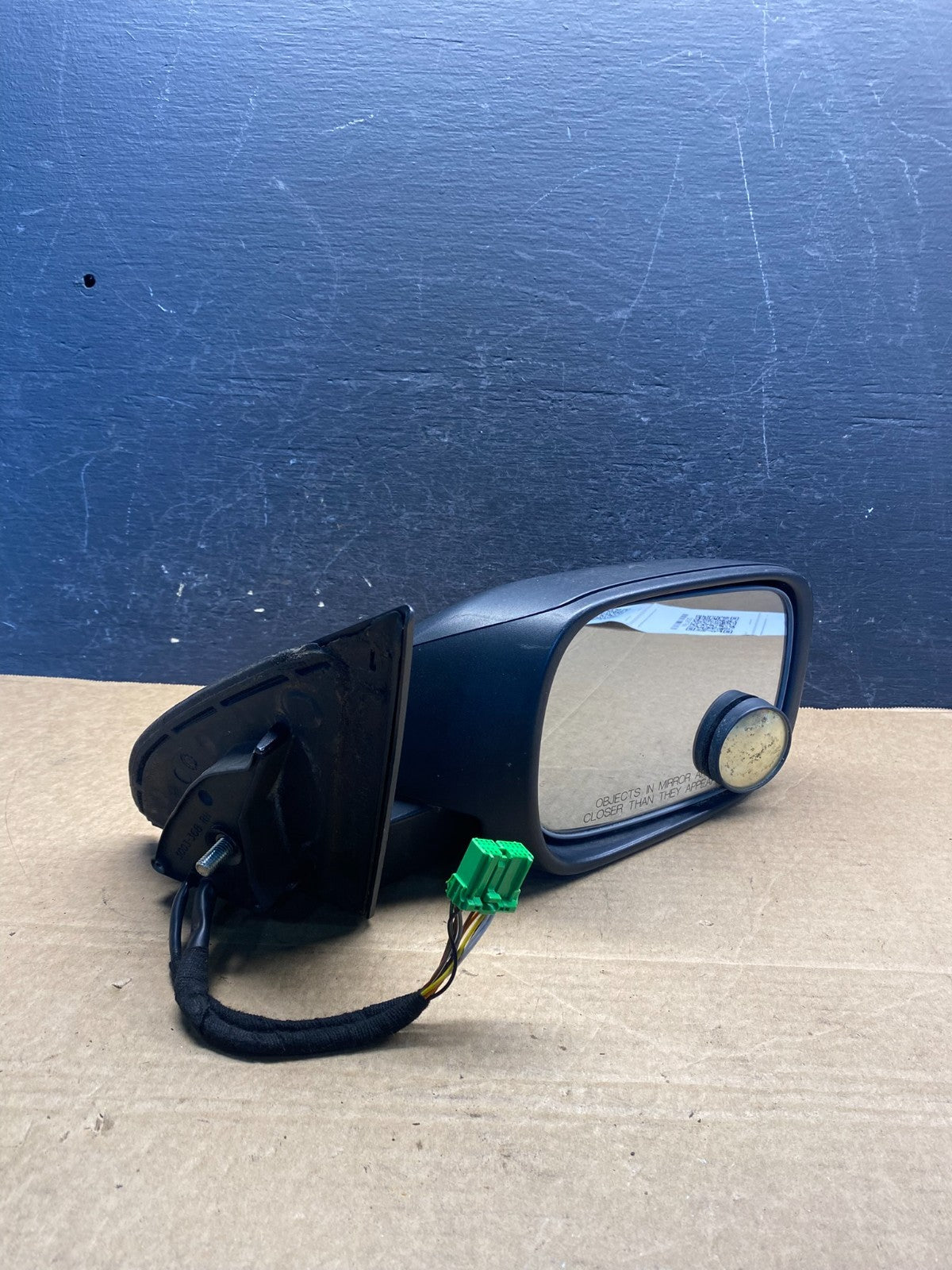 2003 to 2006 Volvo XC90 Right Passenger Side View Door Mirror af7631 DG9