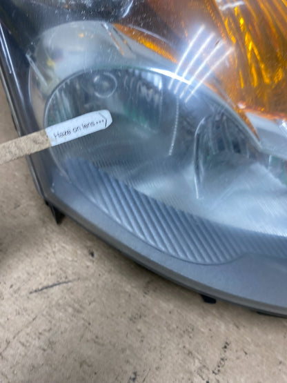 Sedan 2007 to 2009 Nissan Altima Right Passenger Halogen Headlight AF5039 DW5