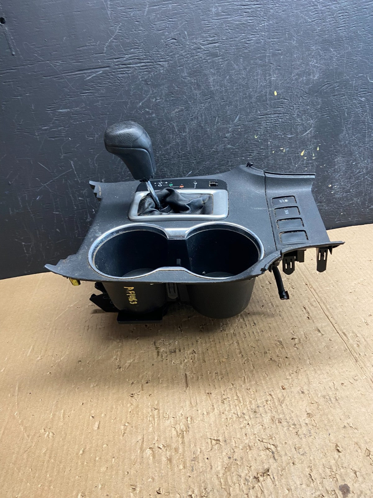 2014 to 2019 Toyota Highlander Front Center Shifter Bezel Cup Holder AF1463 DG3