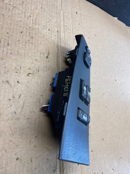 1999 to 2002 Chevrolet Silverado Master Power Window Switch AE4018 DG2