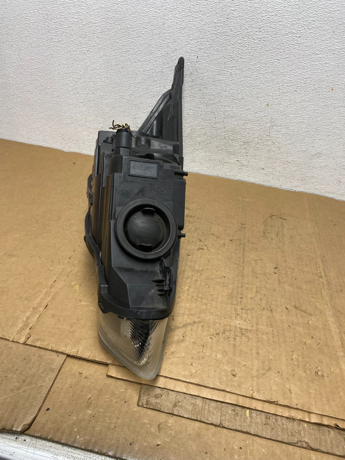 2015 to 2018 Ford Focus Left Driver LH Side Headlight AC5826 DW7