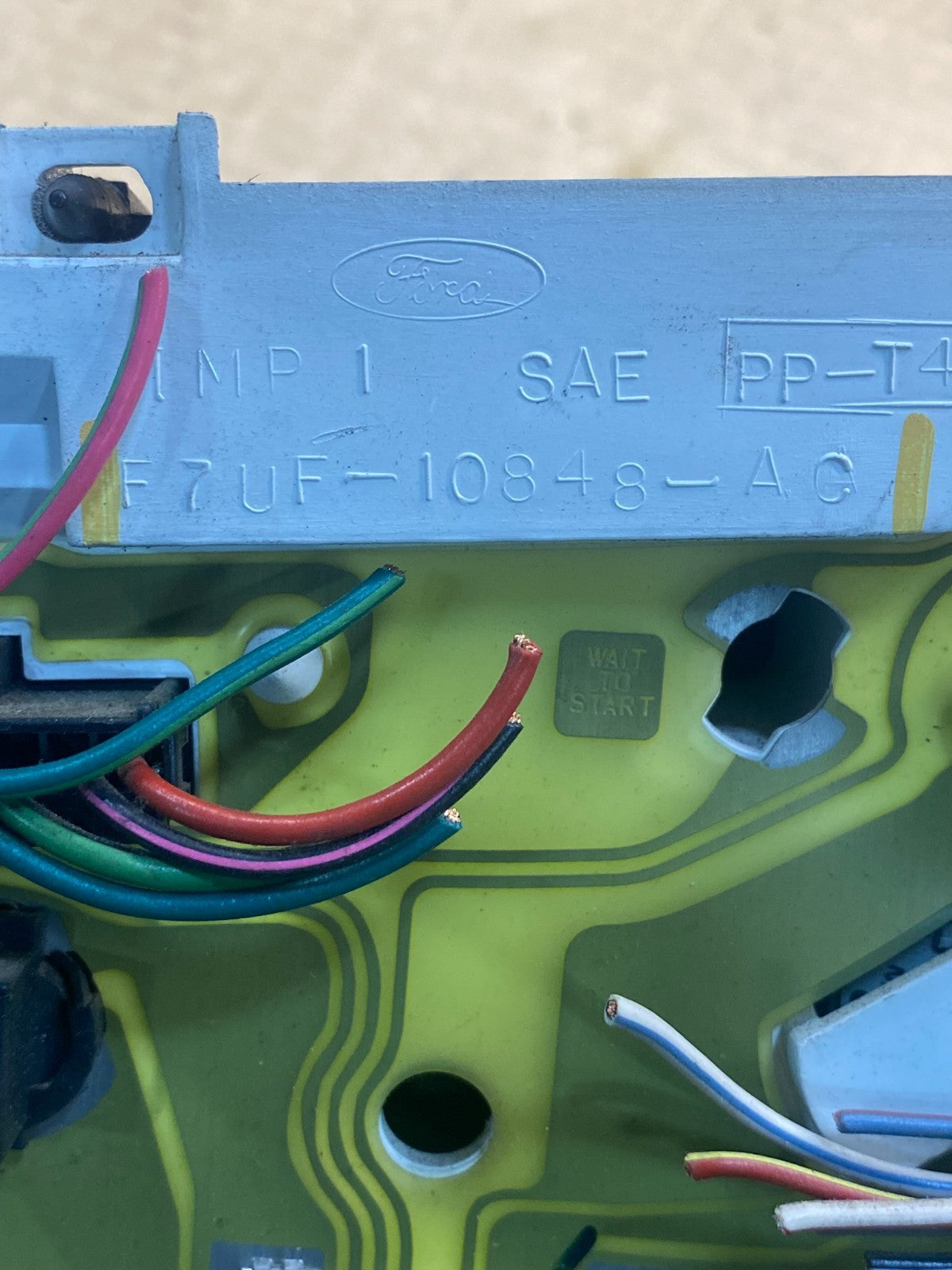 1997 to 2003 Ford E350 VAN Gauge Speedometer Cluster af6659 DG5