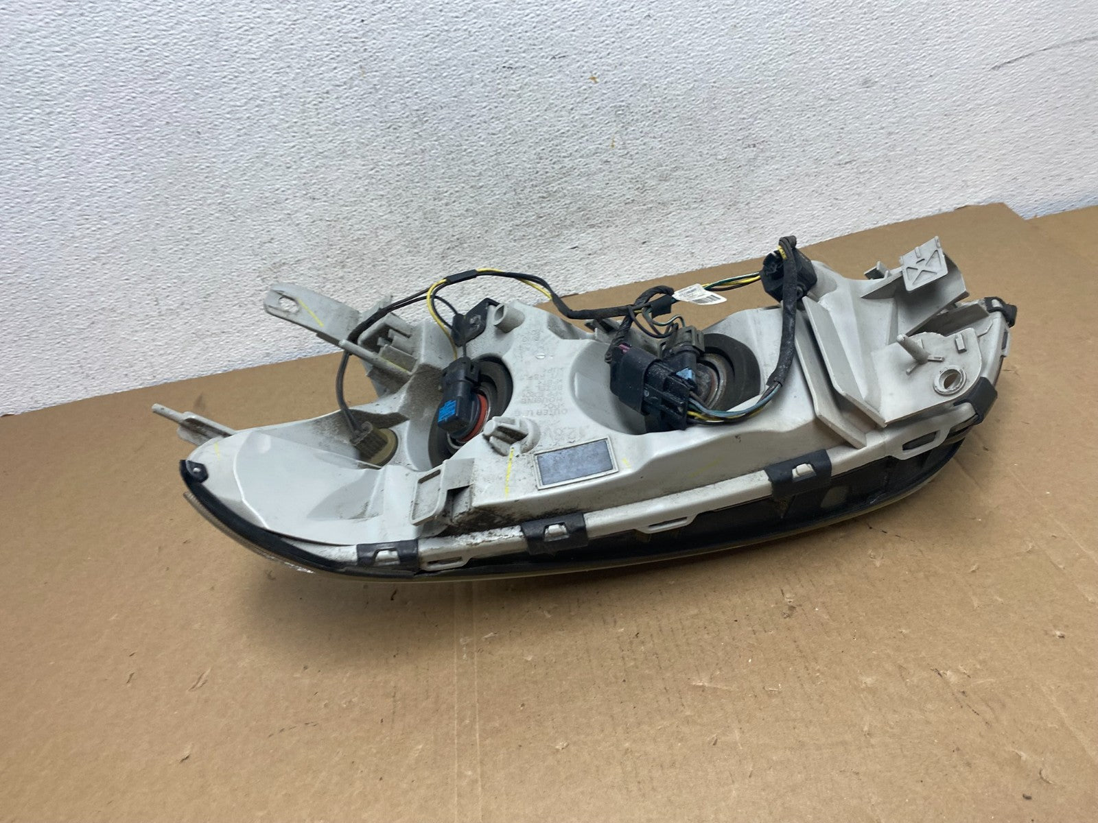 2008 to 2012 Chevrolet Malibu Right Passenger Rh Side Headlight AD7951 DW5