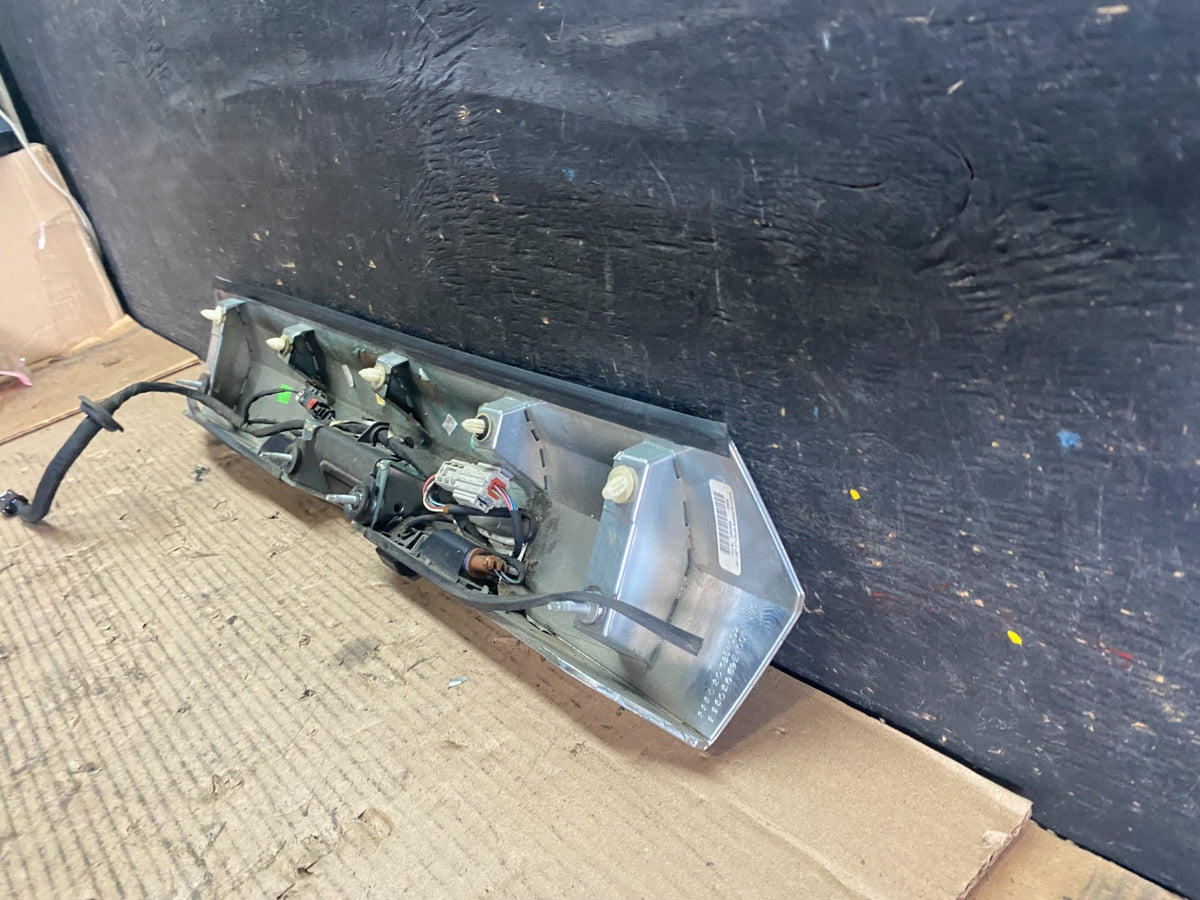 2010-2015 Gmc Terrain Lift Gate Handle Back Up with Camera Camera Panel S5601 DG5