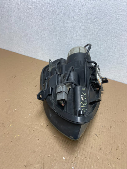 2004 2005 2006 Nissan Maxima Right Passenger Side Headlight Xenon HID AB6606 DW8