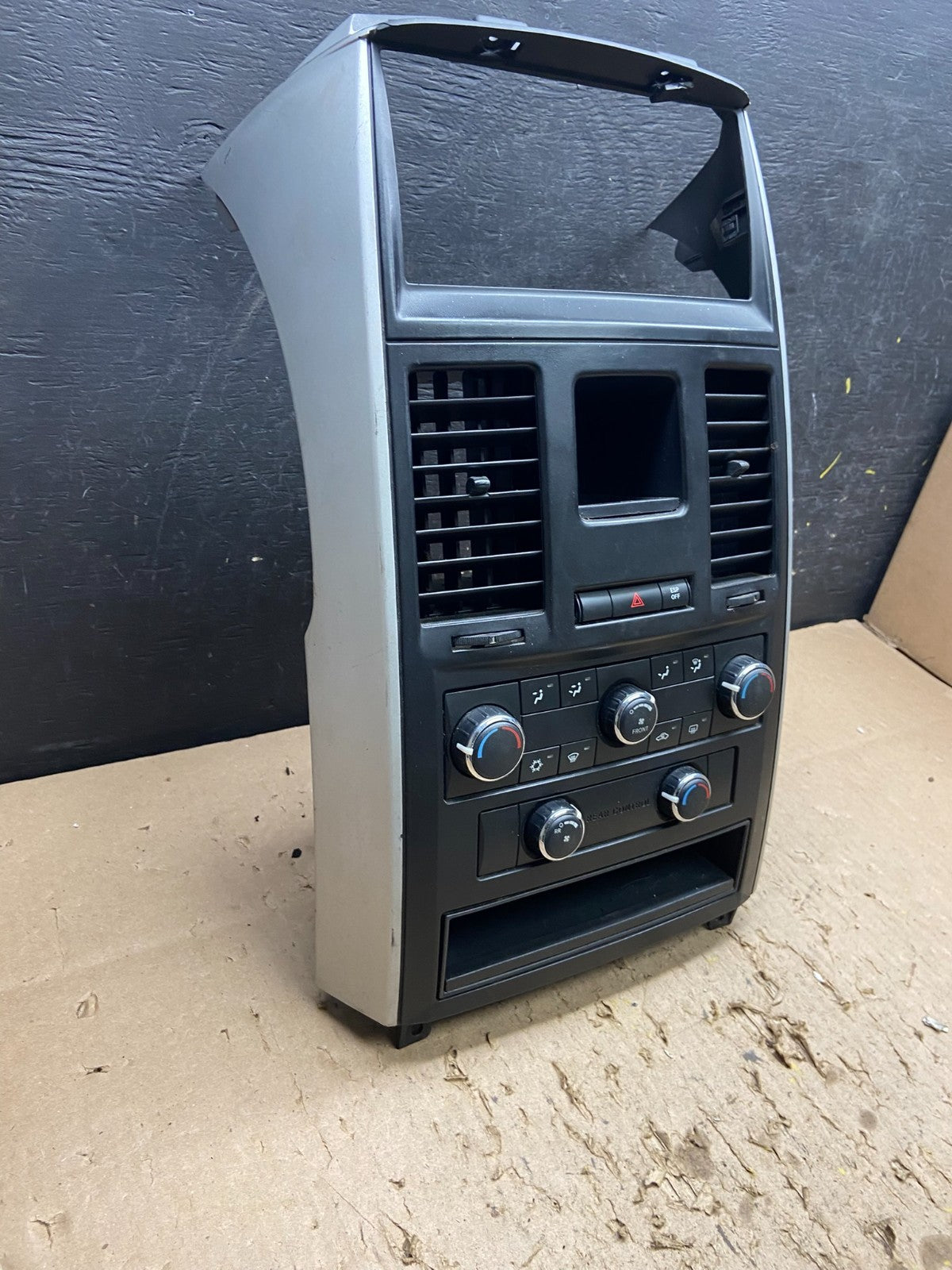 2008-2010 Dodge Grand Caravan  A/C Climate Control Unit Bezel Trim Oem t8457 DG1