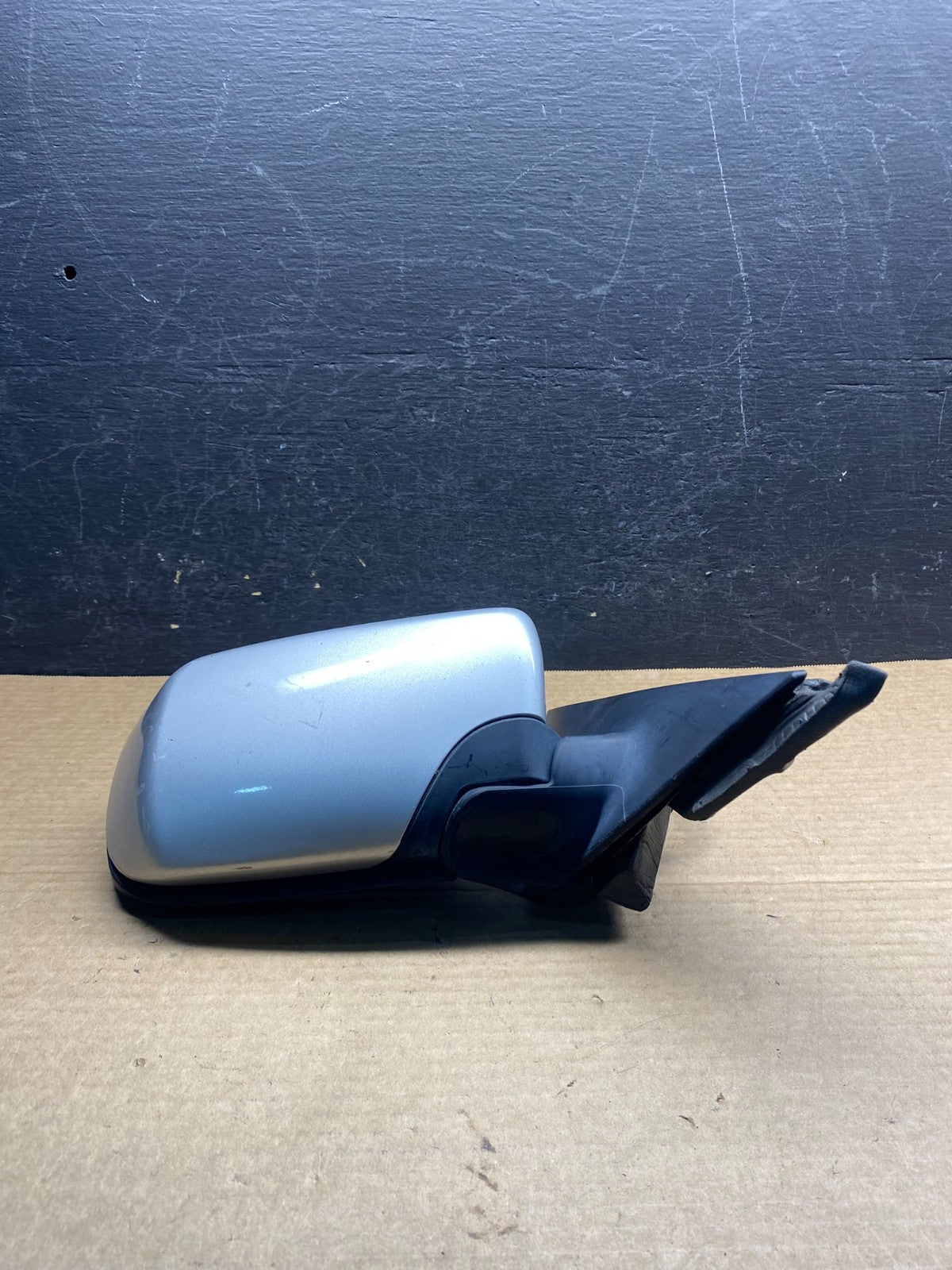 2001 to 2006 BMW 325i Right Passenger Side View Door Mirror af7785 DG3