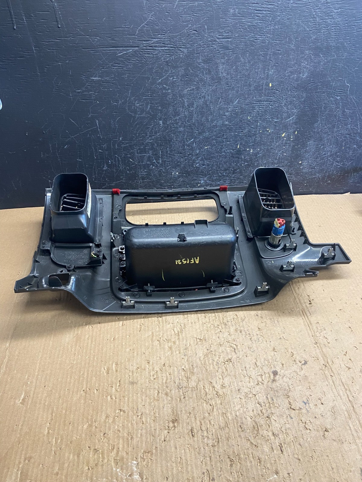 2002 to 2005 Dodge Ram Radio Climate Control Dash Air Vent Bezel Trim AF1521 DG4