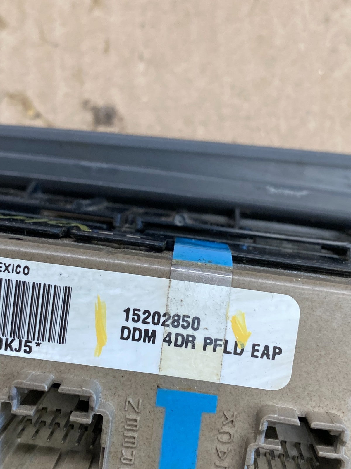 2003-2006 Chevrolet Silverado Driver Side Master Window Switch AC6549 DG6