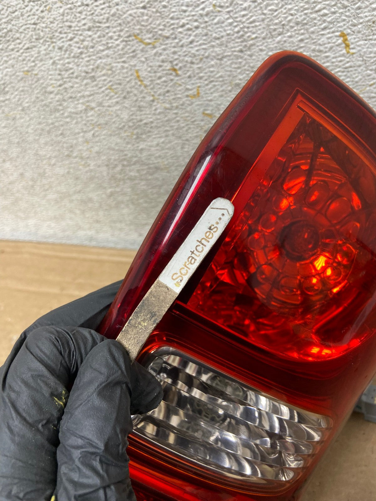 2004 2005 Toyota RAV4 Right RH Passenger Side Tail Light AH8940 LK4