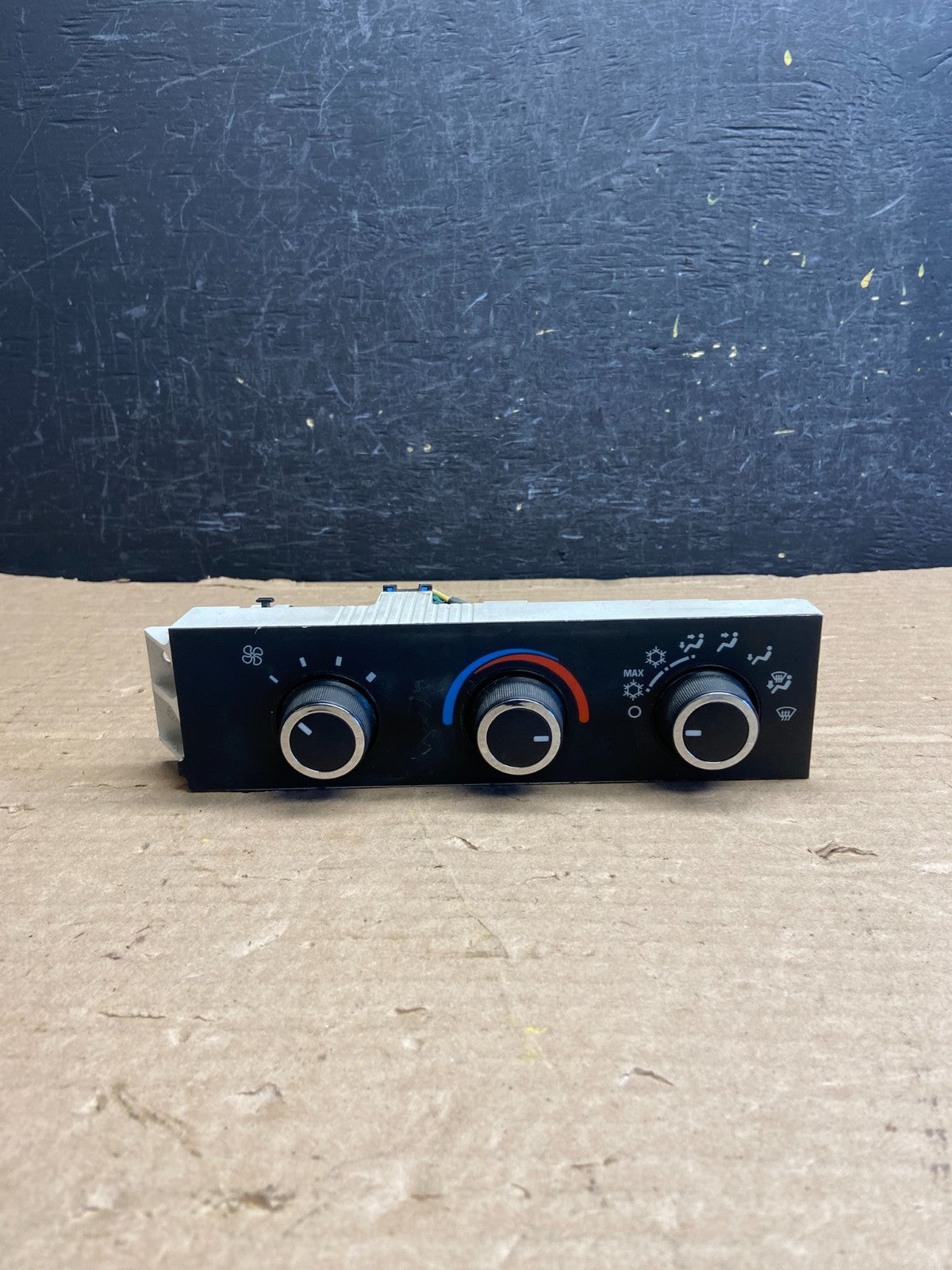 2008-2010 Chevrolet Express 1500 2500 3500 Climate Control Panel AF2579 DG0