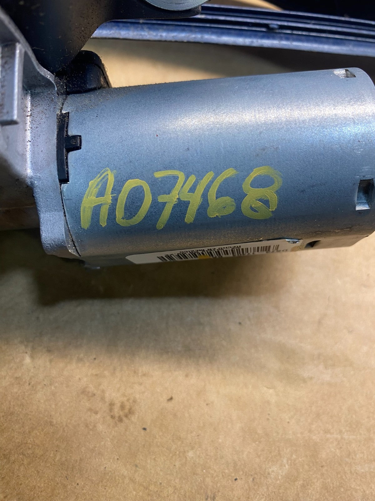 2020 to 2023 Ford Explorer Rear Windshield Wiper Motor ad7468 DG7