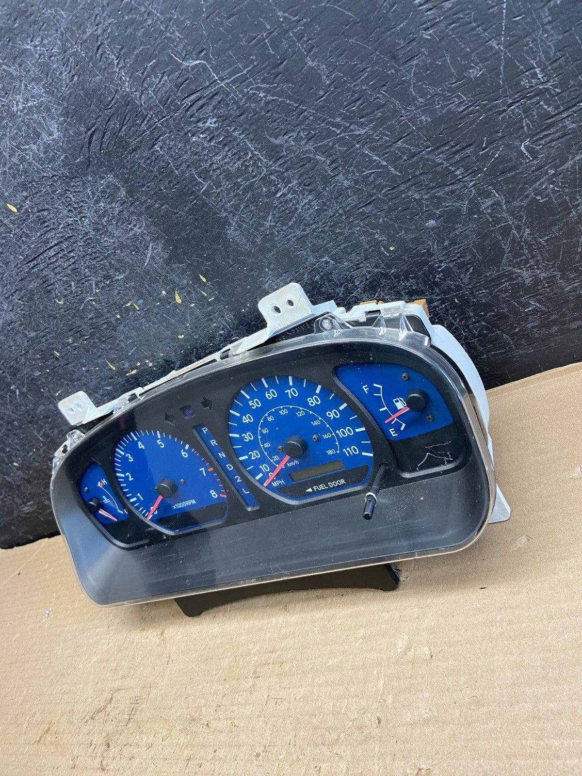 2001 2003 Toyota Sienna Speedometer Cluster Gauge ah3845 DG4