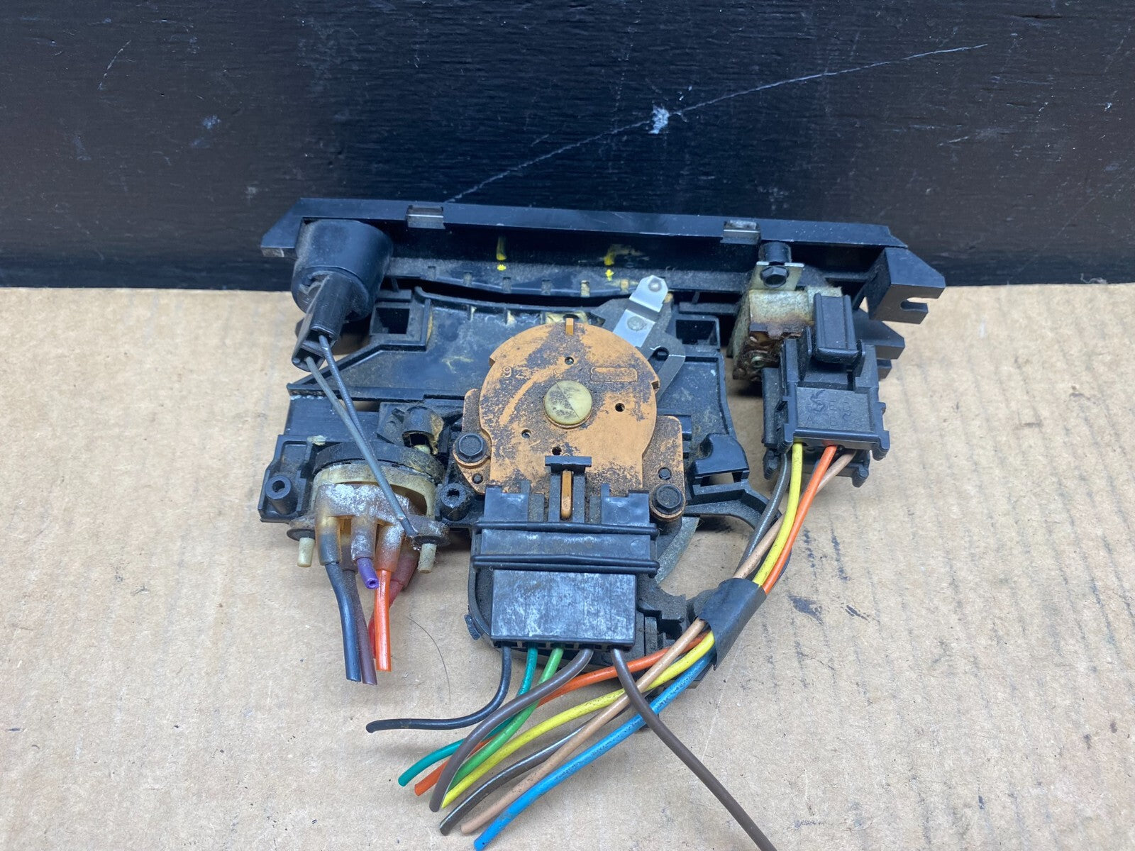 1986 to 1992 Pontiac Firebird Climate Control Heater Panel D2102 PS1